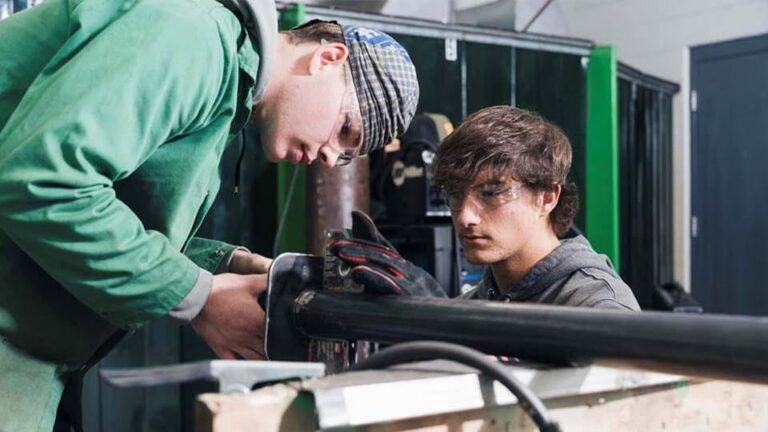 Perry-students-photo-2